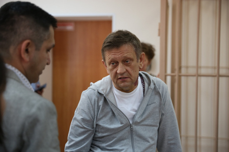Бывшего руководителя Центра Мешалкина оставили под домашним арестом