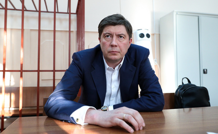 Бывший бенефициар «Югры» Хотин должен банку «Траст» более 200 миллионов долларов