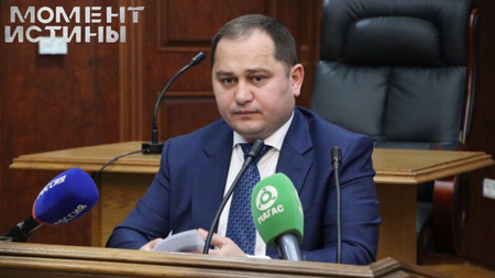 Дорогая жизнь налоговика: конфискованы дома, квартиры и автопарк семьи Куштовых