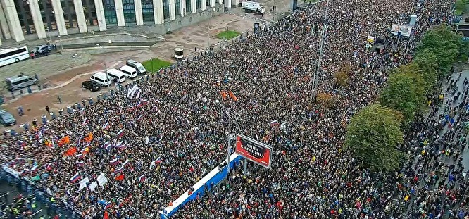 А где он, Шелухин?