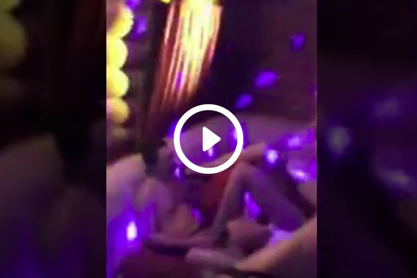 ВИДЕО: Первый заместитель руководителя Главного Управления криминалистики СК РФ Андрей Марков развлекается с проститутками