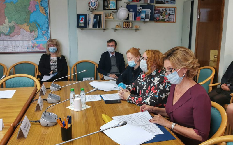 Молодёжь - двигатель прогресса и сферу молодежной политики надо развивать. Как это сделать?