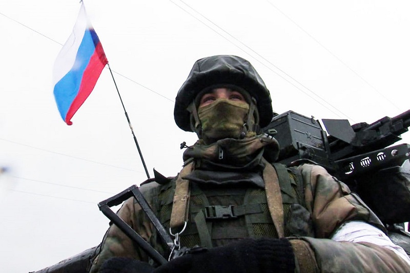 В Мариуполе украинские военные начали массово сдаваться в плен