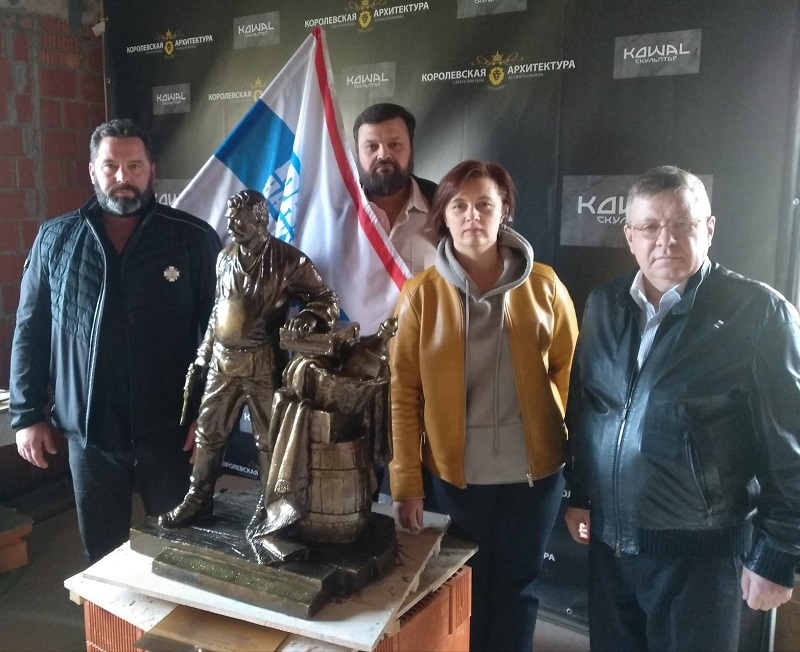 Скульптура «Таможенник Верещагин» передана в Луганск