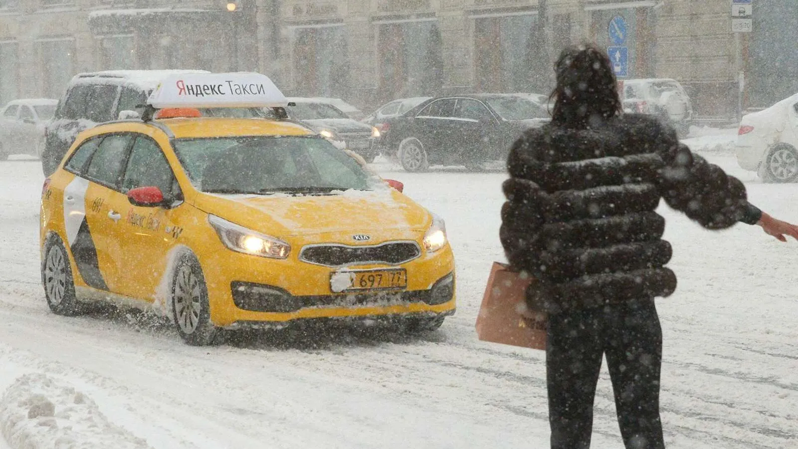 Такси в Москве: почему цены на поездку стали такими высокими