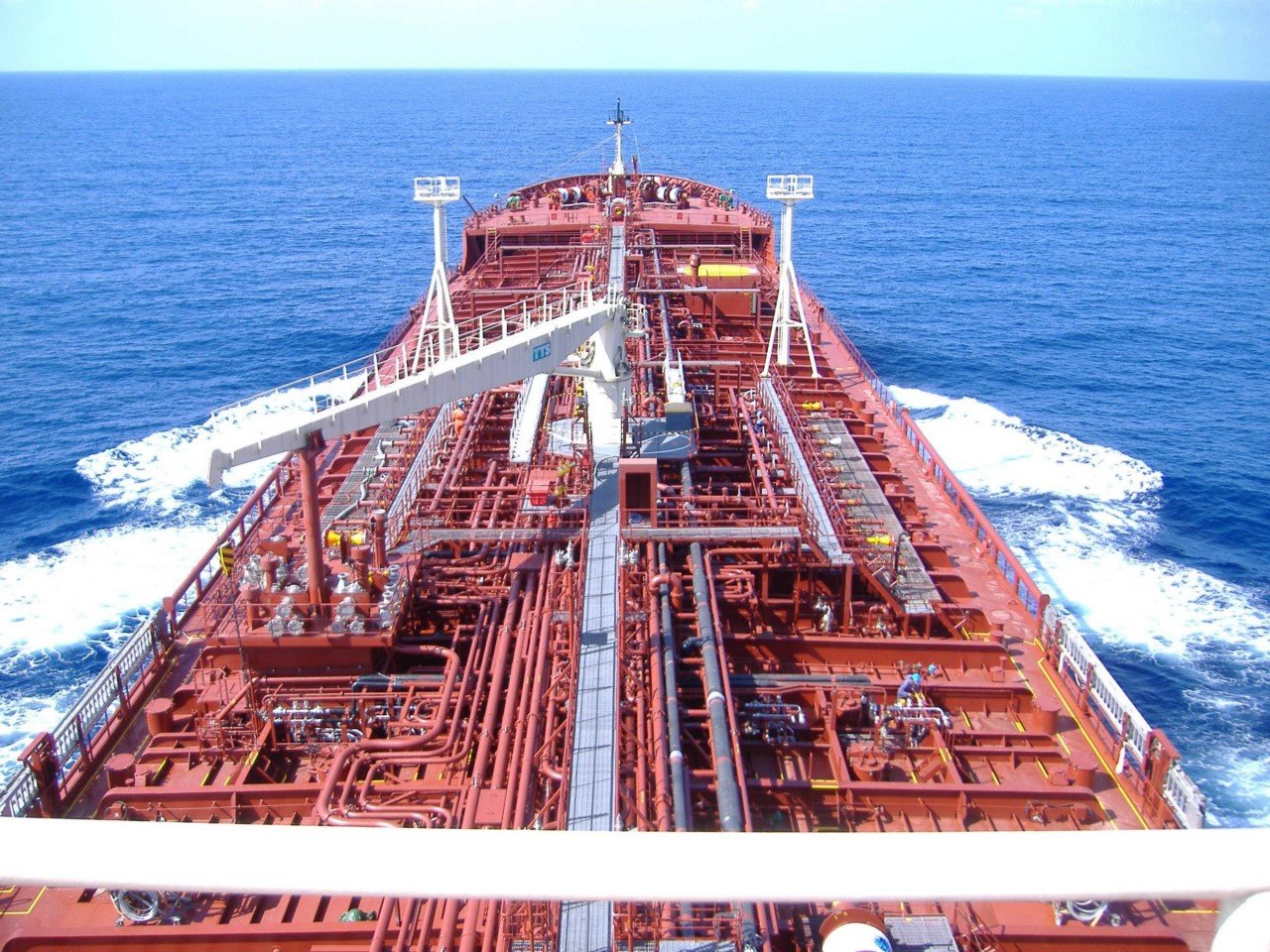 Как обстоит ситуация с захватом танкера с иранской нефтью? Кто за ней стоит?