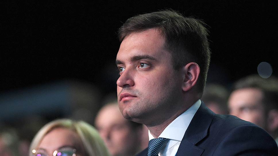 Советника Красноярского губернатора Антона Натарова оставили под домашним арестом еще на 3 месяца