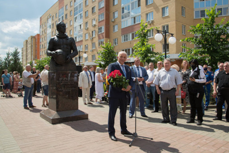 Вечная слава первооткрывателям! Продолжение мечты космонавта-исследователя И.П.Волка и работы лётчиков-испытателей «Волчьей стаи» - выставочный проект ««Буран»: хранители легенды»
