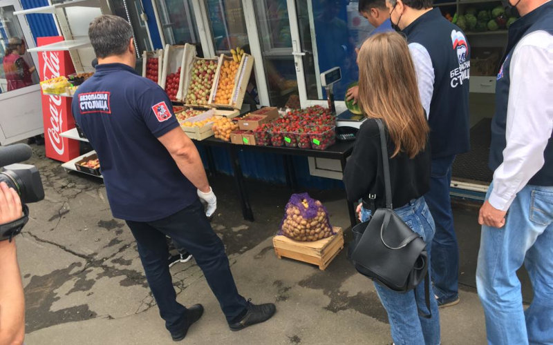 «Безопасная столица» предостерегает москвичей от покупки ранних арбузов