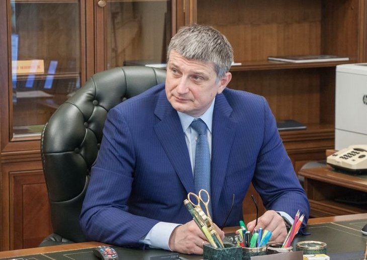 Игорь Алешин регулирует алкогольный рынок с помощником, имеющим отношение к производству нелегального спирта