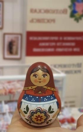 Момент Истины - Возрождение и развитие традиционных народных промыслов России «Волховская роспись» и «Шугозерская роспись»: истоки и современность Возрождение и развитие традиционных народных промыслов России «Волховская роспись» и «Шугозерская роспись»: истоки и современность