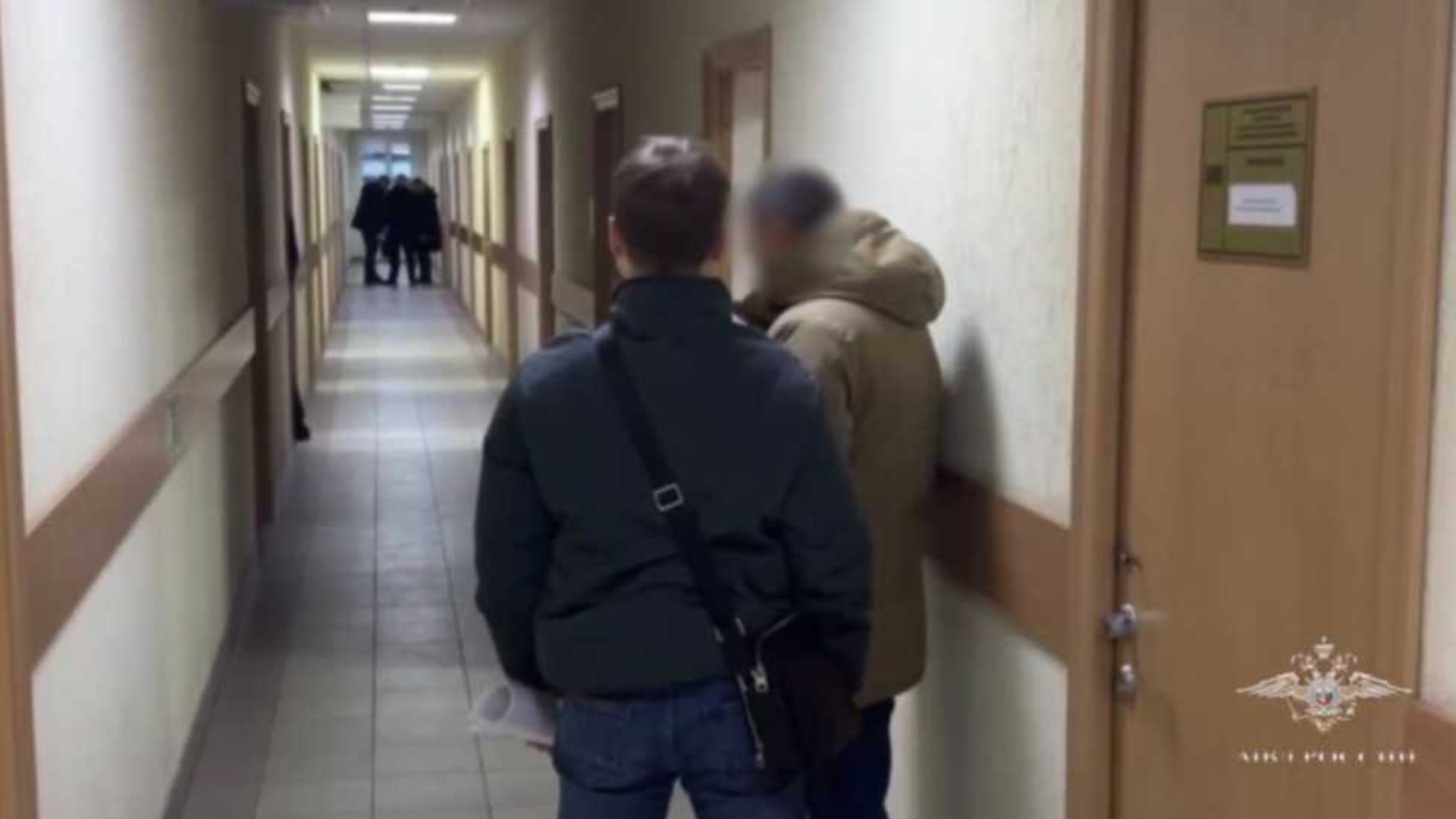 Золотой улов: у новосибирских мошенников изъяли миллионы и килограммы золота